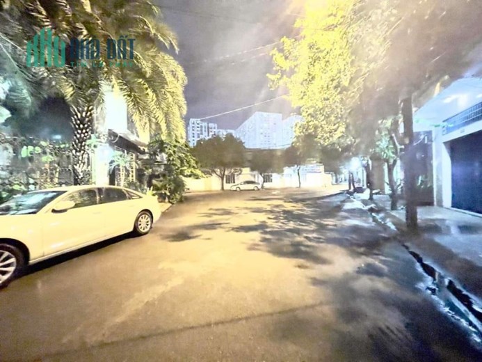 ViP Bàu Cát - Tân Bình - BÁN BIỆT THỰ ĐẲNG CẤP CHÂU ÂU - ĐƯỜNG 12M - TẶNG NỘI THẤT SANG TRỌNG