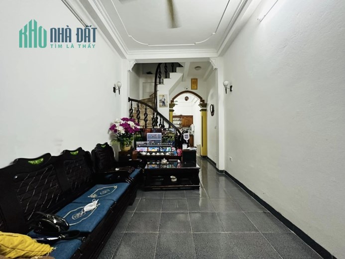 Bán nhà Quan Nhân 40m x 4T  MT 3.4m giá 5.3 tỷ