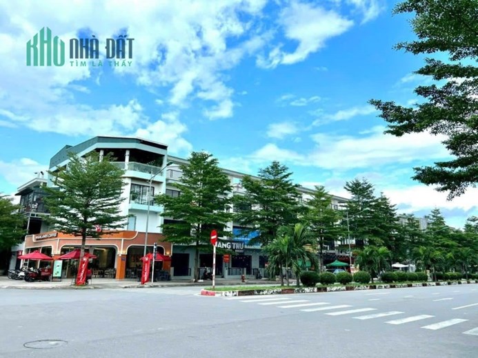 Bán LK Hud sơn tây 75m2, DTXD 172,5 m2 giá 3,56 tỷ, pháp lý chuẩn, vị trí trung tâm, đã có sổ