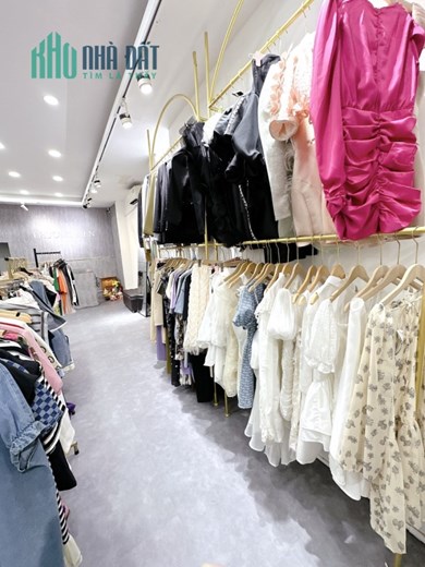 SANG NHƯỢNG SHOP MẶT TIỀN PHAN THANH ĐƯỜNG CHUYÊN VỀ THỜI TRANG QUẦN ÁO