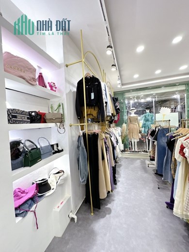 SANG NHƯỢNG SHOP MẶT TIỀN PHAN THANH ĐƯỜNG CHUYÊN VỀ THỜI TRANG QUẦN ÁO