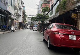Mặt tiền hẻm kinh doanh khu Bàu Cát, ngang hơn 4m, Nhà cũ tiện xây cao mới tầng, Chỉ hơn 7 tỷ TL vi