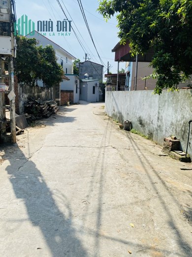 Bán 48,2m2 ngay KCN Bắc Thăng Long, ô tô đỗ cửa giá chỉ 1,0x tỷ. Lh 0981568317