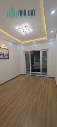 Nhà Phố Hoàng Hoa Thám, 48m2, 4 tầng, 5.5 tỷ.