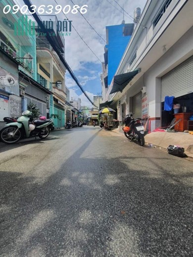 Hẻm xe hơi quay đầu, sát bên Gò Vấp. Nhà 50m2 giá có 3ty150 ,Đông Hưng Thuận -Q12