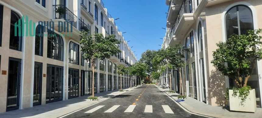 BÁN NHÀ PHỐ THƯƠNG MẠI SEN VÀNG TOWN - 1 ĐIỂM ĐẾN ĐA TIỆN ÍCH