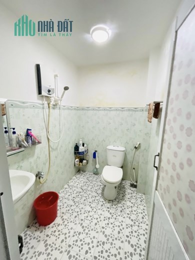 Bán Nhà Mặt Tiền Kinh Doanh 57M2 3PN - Đường Lê Sao Phú Thạnh Quận Tân Phú.