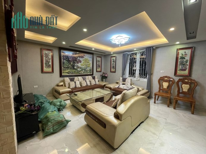 Bán nhà mặt phố Giang Văn Minh, Ba Đình, quy hoạch ổn định, 70m, MT 17m, 30.5 tỷ.