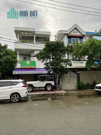bán nhà 3 tầng. Mặt tiền đường 20m khu bên sông, Hiệp Bình Chánh Thủ Đức