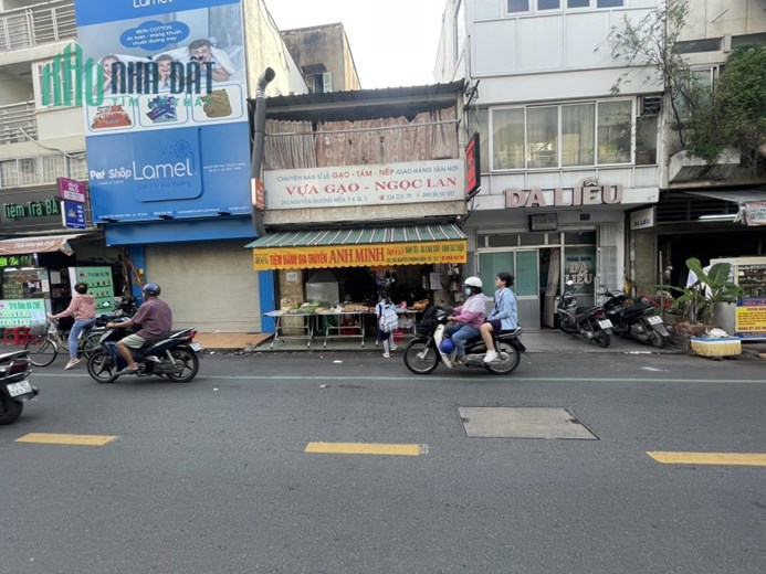 Cho thuê mặt bằng mặt tiền khu phố đi bộ 293 Nguyễn Thượng Hiền, P4, Quận 3