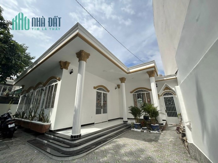 Cần ra gấp nhà đất đường Quang Trung, P8, Gò Vấp