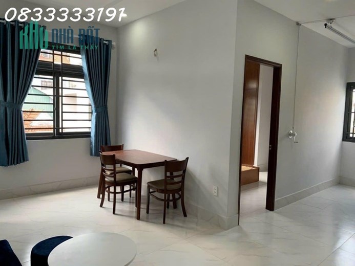 Bán nhà Phú Nhuận đường 8m, gần Phan Xích Long, 9.5x5.7m, 4 tầng, giá 10.x tỷ