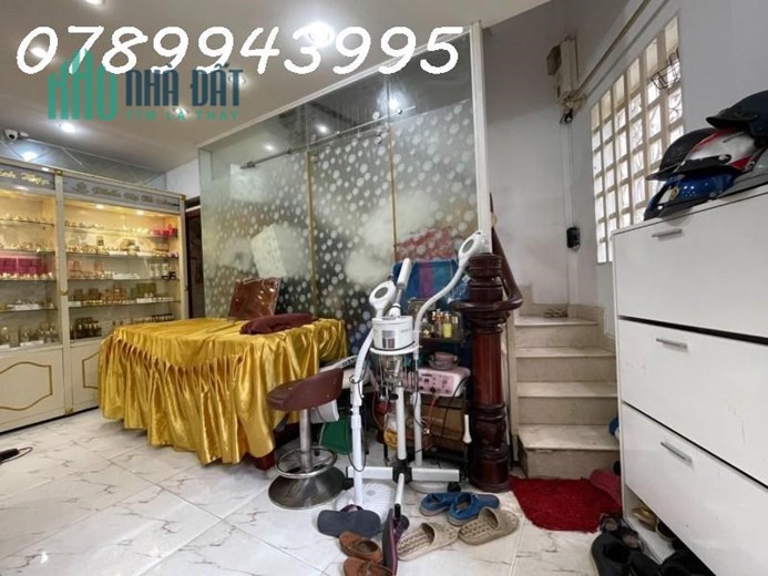 Chính chủ gửi bán nhà Lê Văn Sỹ, Quận 3, 5 tầng, 5PN, ngang 5m, giá 5 tỷ7