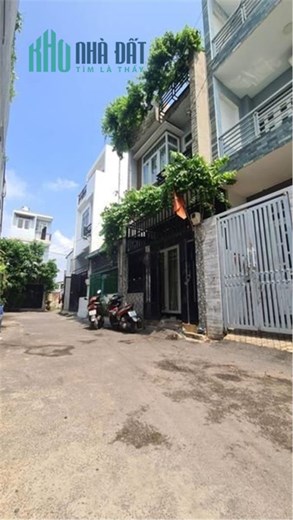 Nhà mới ở ngay khu phân lô Linh Xuân 52m công nhận  4m x 13 m giá rẻ