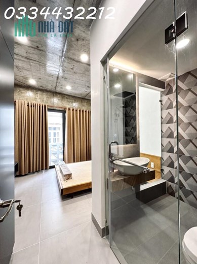 Nhà HXH Huỳnh Văn Bánh, Phú Nhuận, 5 tầng, 3PN, 4WC, phong cách Vintage, giá 5 tỷ65