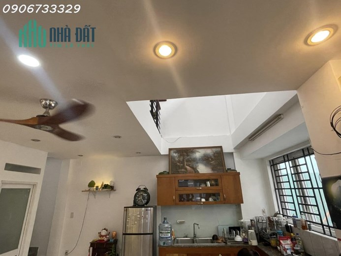 Bán rẻ nhà 2 tầng ngang 9.2m ngay chợ Tân Mỹ Q7 chỉ 10.2 tỷ
