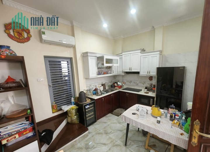 NHỈNH 5 TỶ - NHÀ ĐẸP 5 TẦNG – PHỐ DOÃN KẾ THIỆN – 35M2, 3 MẶT THOÁNG – DÂN TRÍ CAO – AN NINH TỐT