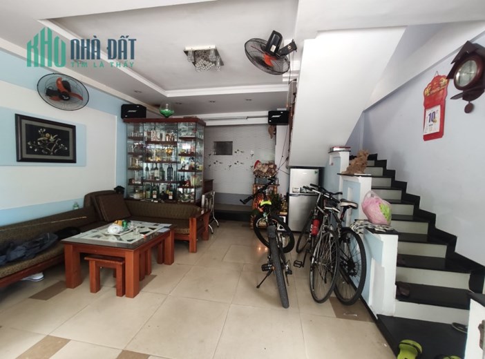 Nhà mặt tiền Trần Cao Vân, 4 tỷ X – Khu vực trung tâm quận Thanh Khê.