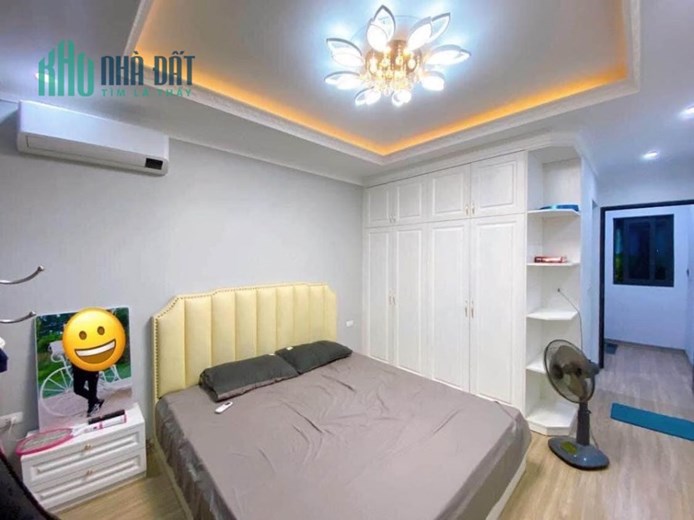 BÁN NHÀ LÔ GÓC, VĂN QUÁN, HÀ ĐÔNG, 36M2, NHÀ  5 TẦNG, MT 4.2, GIÁ 3.8 tỷ