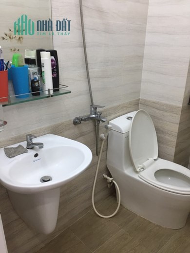 Cho thuê nhà hẻm 5m thông Thạch Lam quận Tân phú 4 x 15 -2T chỉ 9,5 triệu TL
