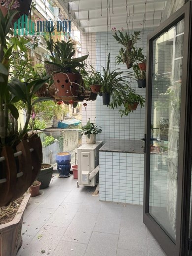bán nhà ngõ 37 Trần Quốc Hoàn - phân lô, kinh doanh, thang máy