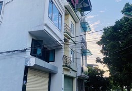 3.9 TỶ CÓ  CĂN NHÀ MẶT NGÕ LÔ GÓC 2 LÀN Ô TÔ NGÀY ĐÊM 5T, KD CAFE GIẢI KHÁT