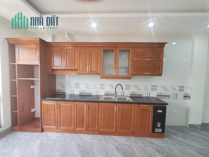 Bán nhà phố Thụy Khuê,Văn Cao,Tây Hồ 45 m2 x 7 t mới tinh cách phố 10m giá 8,8 tỷ