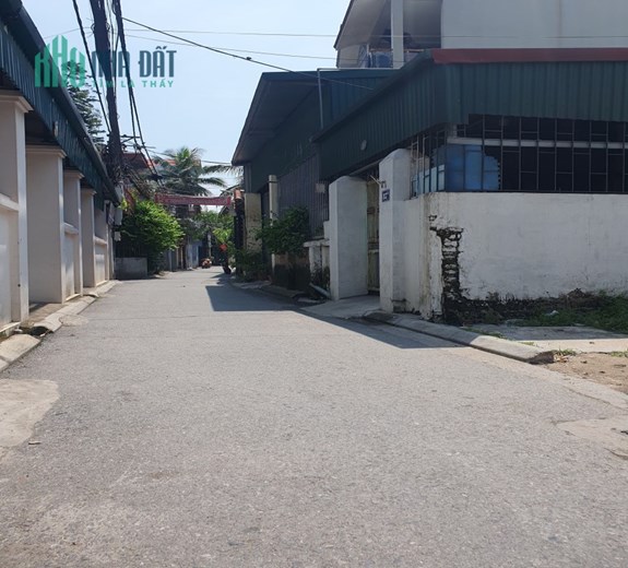 Bán đất Cống Thôn diện tích rộng 150m, ngõ rộng oto tránh, kinh doanh, 39tr/m