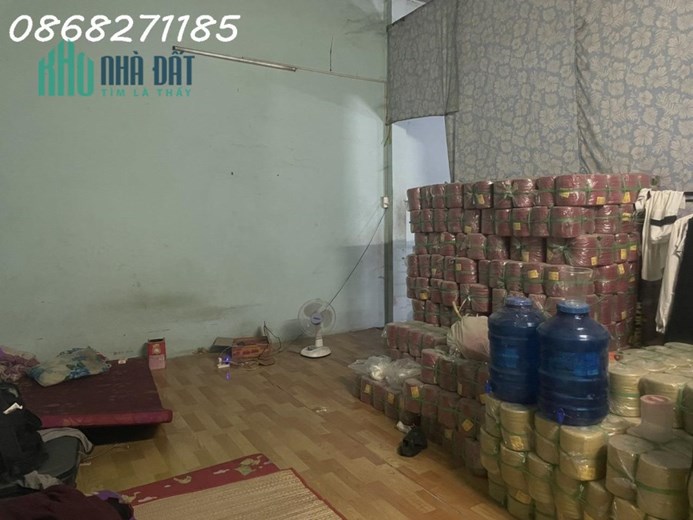 Bán Nhà Hóc Môn, Ngay Chợ Đầu Mối, Mặt Tiền Đường 20M, 144M2, Ngang 6M, Hơn 9 Tỷ.