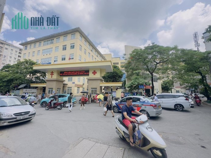 Bán nhà Mặt ngõ Đội Nhân 69m², 3 tầng, MT 4.2m, giá 11.9 tỷ Ba Đình. Mua liên hệ: O94lO7l689