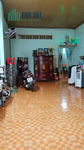 Nhà nát tiện xây mới, diện tích 72m2 vuông, cách sân bay 10 phút
