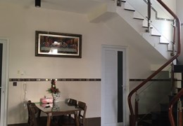 Bán nhà cấp 4 mang phong cách hiện đại tại trung tâm Lạc Viên