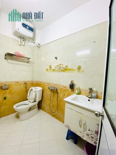 Bán nhà phố Tây Sơn 36m2 x 6T, MT 4m giá 5 tỷ