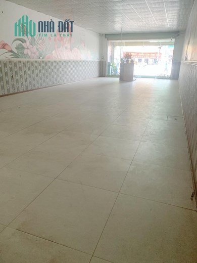 Mb cho thuê thuận tiện kinh doanh buôn bán
