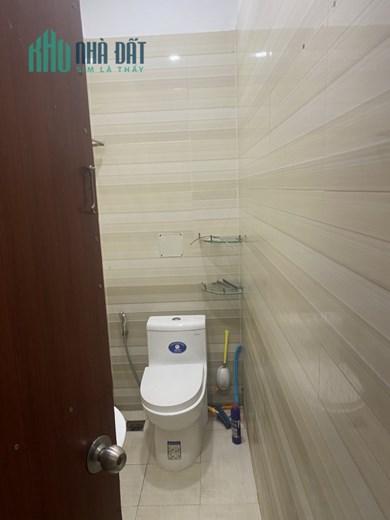 Cho thuê Nhà mặt tiền Hồ Biểu Chánh, quận Phú Nhuận, 40m2, giá 42tr/tháng
