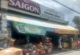 Cần sang quán tạp hóa,có đầy đủ các mặt hàng vào là bán thôi - Địa chỉ: Quốc Lộ 13, Mỹ Phước 1, Bến