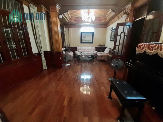 Bán nhà Mặt ngõ Oto Nguyễn Công Hoan 52m², 5 tầng, MT 12m, giá 8.95 tỷ Ba Đình. Mua liên hệ: