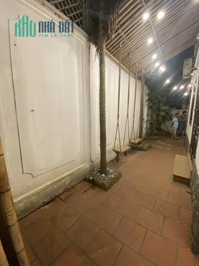 Bán nhà mặt Phố Tô Ngọc Vân 191m², 2.5 tầng, MT 10m, giá 46.5 tỷ Tây Hồ. Mua liên hệ: O94lO7l689