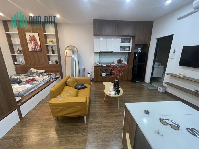 Bán nhà Mặt ngõ Oto Bưởi 45m², 6 tầng, MT 5.5m, giá 10.5 tỷ Ba Đình. Mua liên hệ: O94lO7l689
