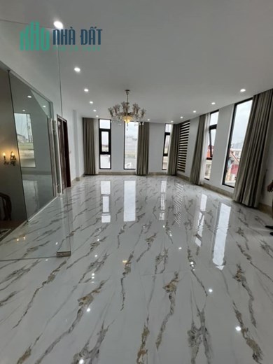 Bán nhà 6 tầng thang máy mặt phố Hàng Muối, Hoàn Kiếm, vị trí đẹp, 80m, MT 6.5m, 65 tỷ.