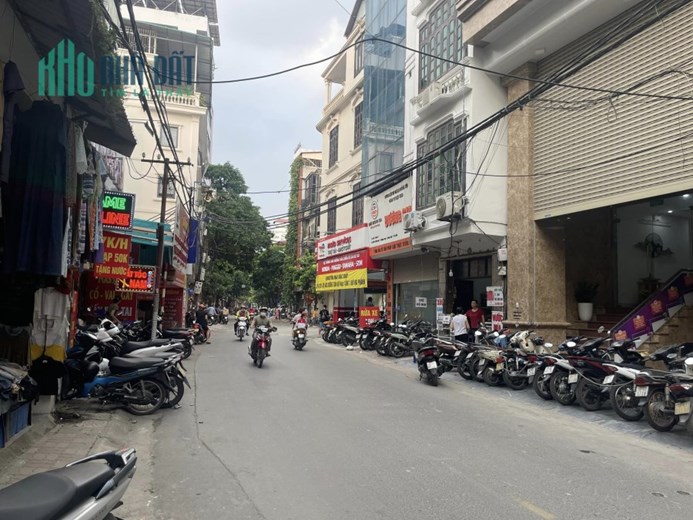 BÁN TOÀ  NHÀ VĂN  PHÒNG CHẤT  LƯỢNG ĐỈNH  CAO -  LÔ GÓC - MẶT  PHỐ, TÔ VĨNH DIỆN  - VỈA  HÈ  - MẶT