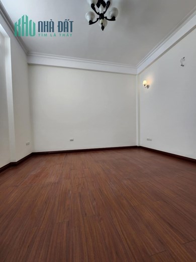 Bán nhà đường Nguyễn Xiển phân lô, ô tô tránh, ở - kinh doanh đỉnh, vỉa hè rộng