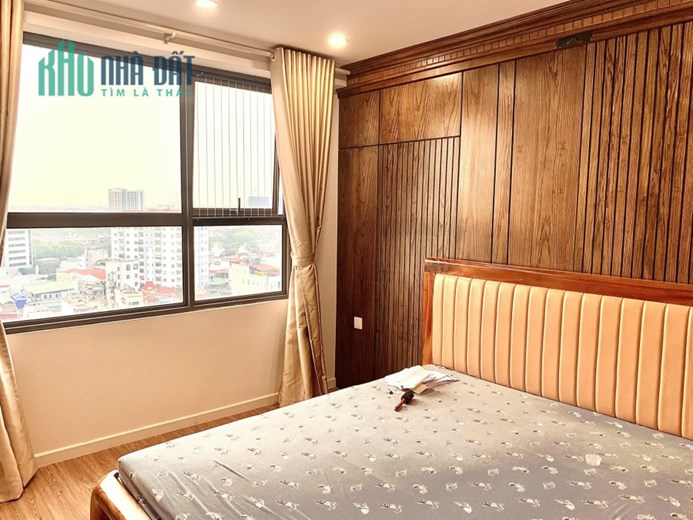 Cần bán gấp căn hộ tòa N01 Berriver 390 Nguyễn Văn Cừ Long Biên.