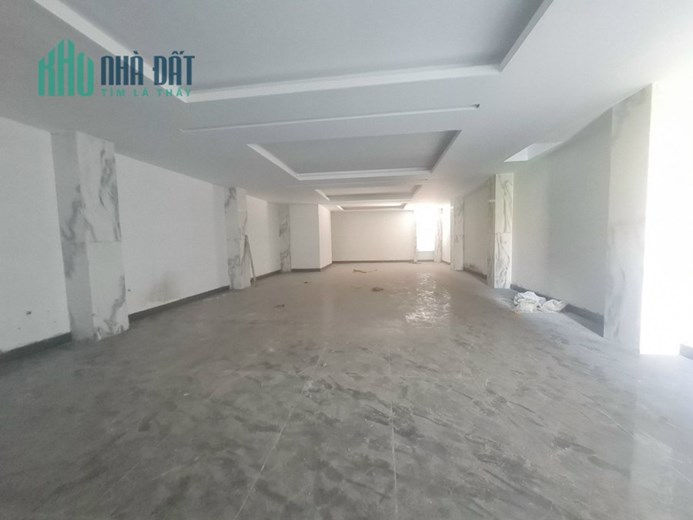 Cho thuê toà nhà 4 tầng phố Phan Chu Trinh, Vĩnh Yên