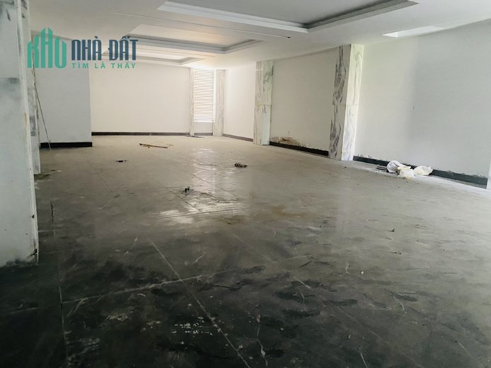 Cho thuê toà nhà 4 tầng phố Phan Chu Trinh, Vĩnh Yên