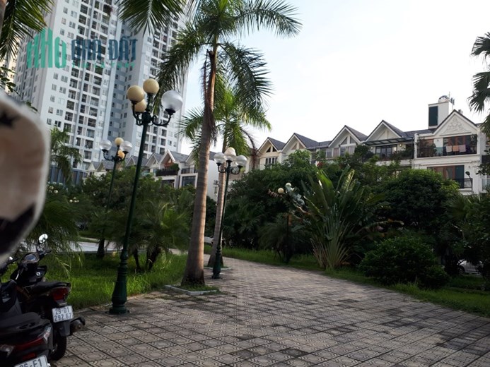 Cho thuê shophouse mặt phố dự án A10 Nam Trung Yên, 90m2, 60 triệu/ tháng