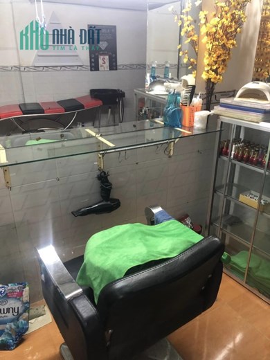 CẦN SANG TIỆM NAIL HOẶC CHO THUÊ LẠI Ở Đường huỳnh tấn phát hẻm thông lớn