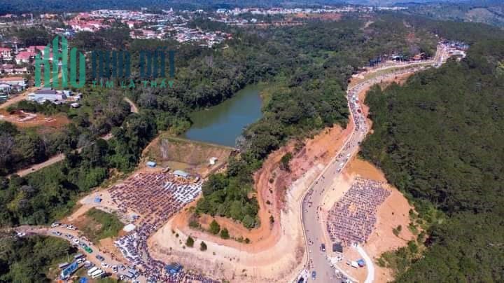 Cần chuyển nhượng lô đất tại Đường Y Bom Khu du lịch Măng Đen, Đại Ngàn.
