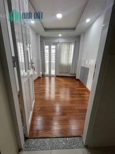 CHO THUÊ nguyên căn Sư Vạn Hạnh Quận 10 – Giá thuê 12 triệu/tháng 2PN 3WC có nội thất