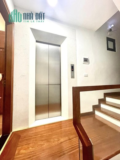 Bán nhà ngõ 200 Nguyễn Sơn, 54m x 5 tầng, thang máy, 2 thoáng ô tô, kinh doanh, 12 tỷ 5